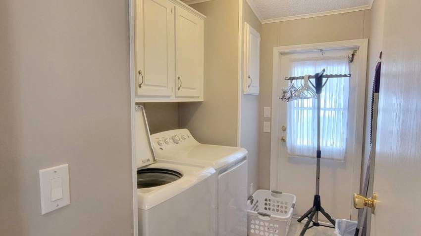 429 Osprey Place a Lake Wales, FL Mobile or Manufactured Home for Sale